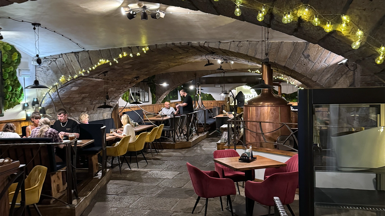 Billede af restauranten ved Becherovka i Karlovy Vary.