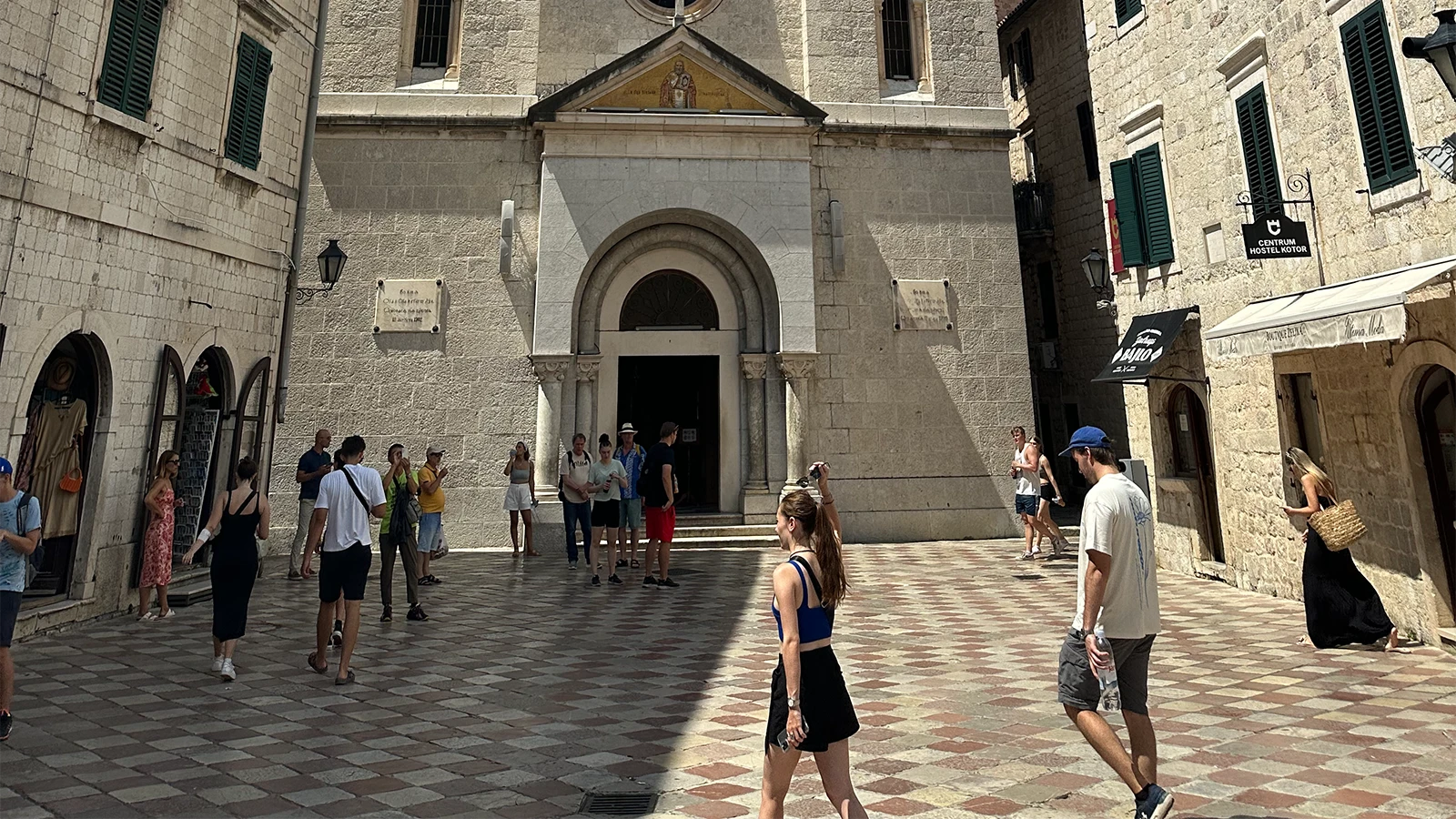 Kirkeplads i Kotor