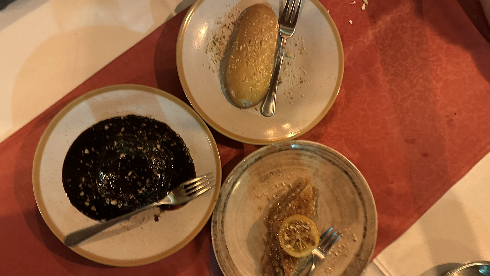 Billede af dessert fra Hotel Emen i Mostar.